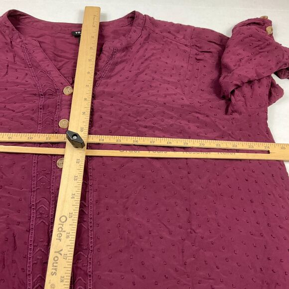 Torrid Blouse 2/2X Burgundy Textured Swiss Dot Button Front Boho Romantic Top - Picture 7 of 10